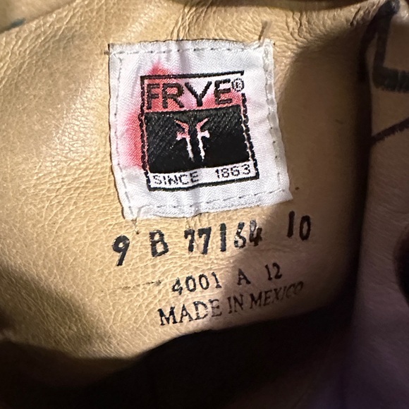 Women’s Frye Vintage Distressed Brown Leather Boots - Picture 8 of 8